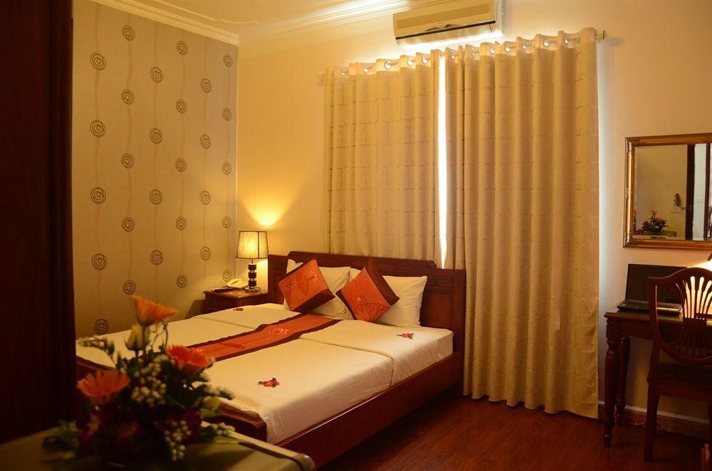 Phoenix Palace Hotel Hanoi & Spa Esterno foto